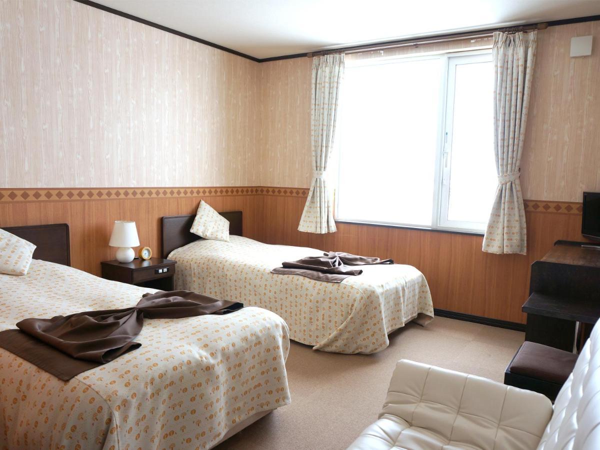 Petit Hotel Blaneneige Nakafurano Exterior photo